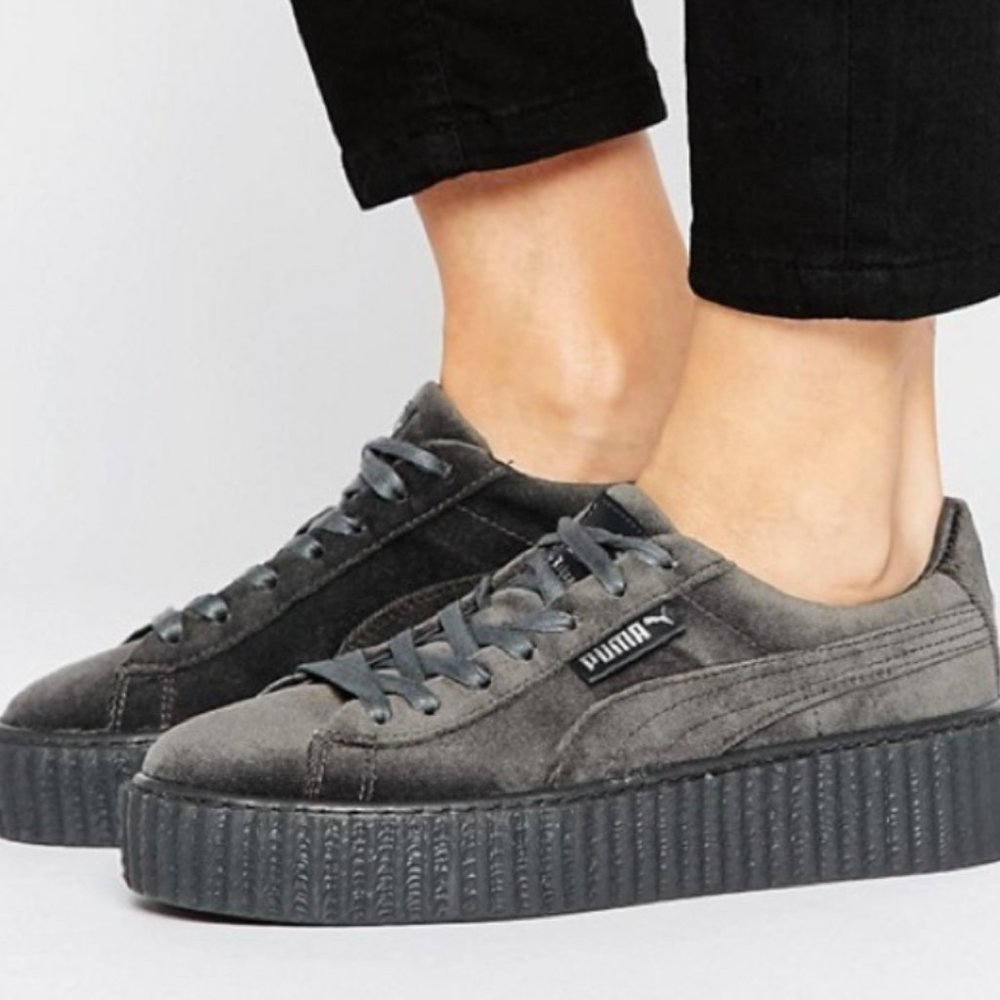Puma Fenty by Rihanna Cleated Creeper PLATFORMS (Grey suede)